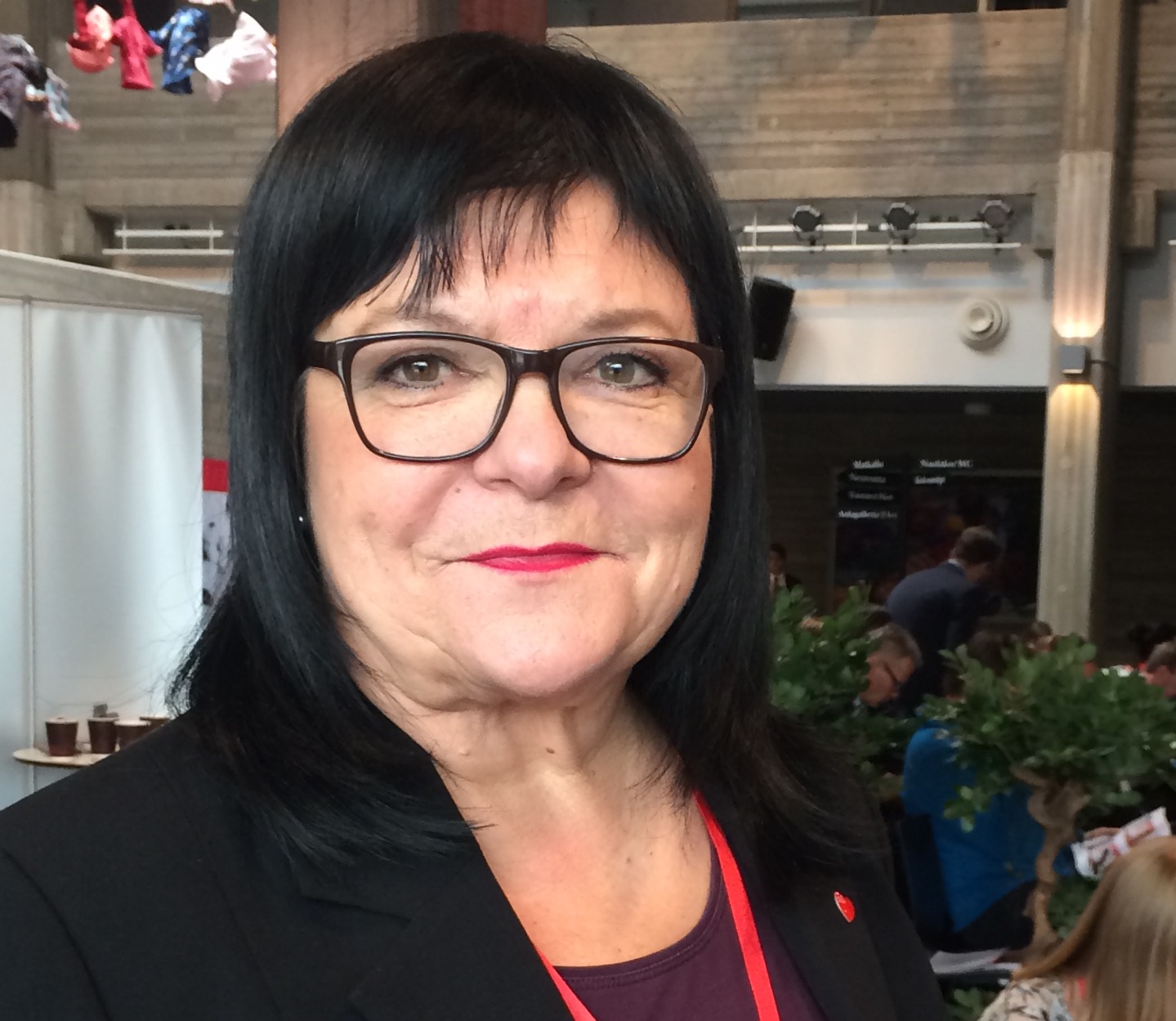 Maria Tolppanen: Omat koirat purivat - Vaasan päivystys meni